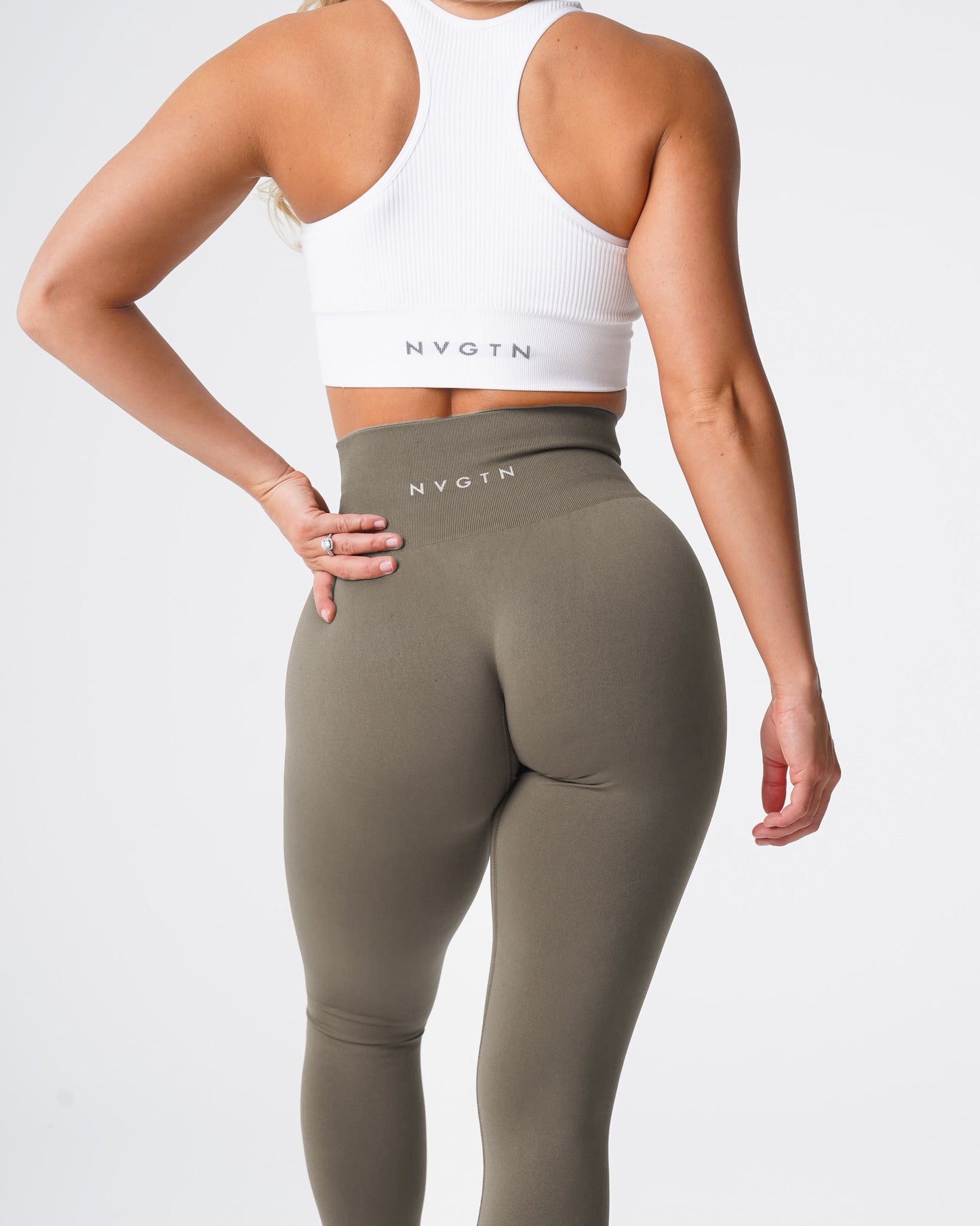 NVGTN Solid Seamless Leggings